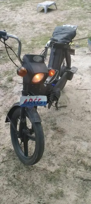 TVS Luna 2010 Motorbike (Used)
