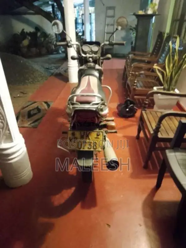 Bajaj CT-100 2011 Motorbike (Used)