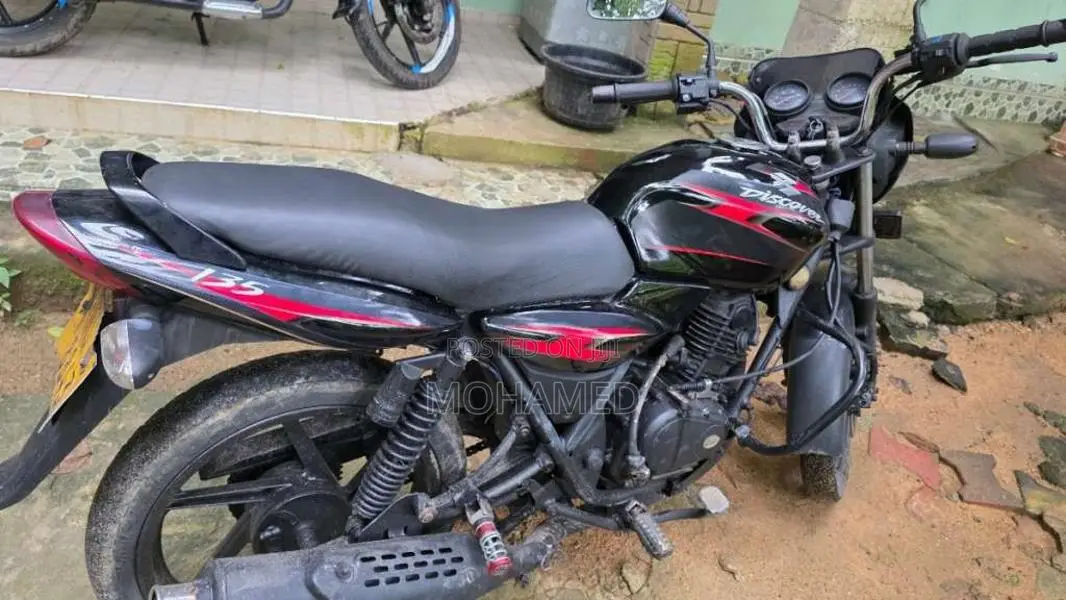 Bajaj Discover 2009 Motorbike (Used)
