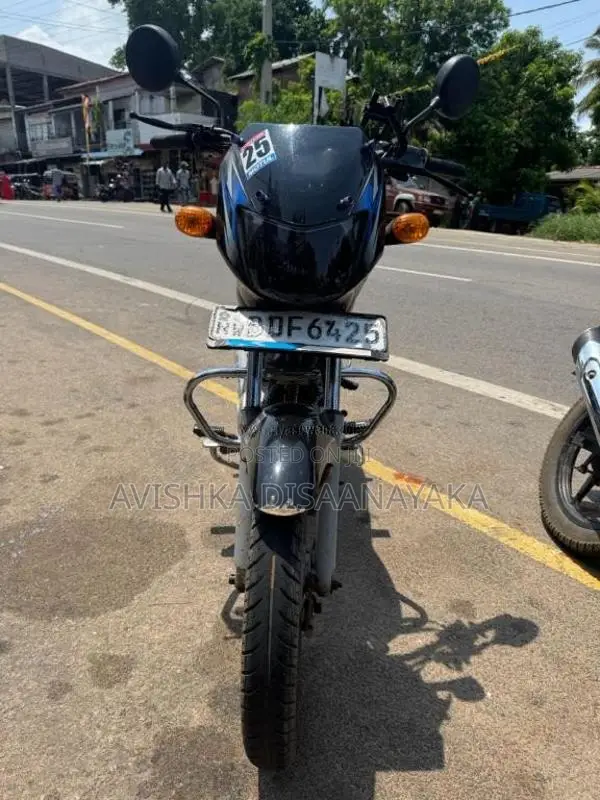 Bajaj CT-100 2015 Motorbike (Used)