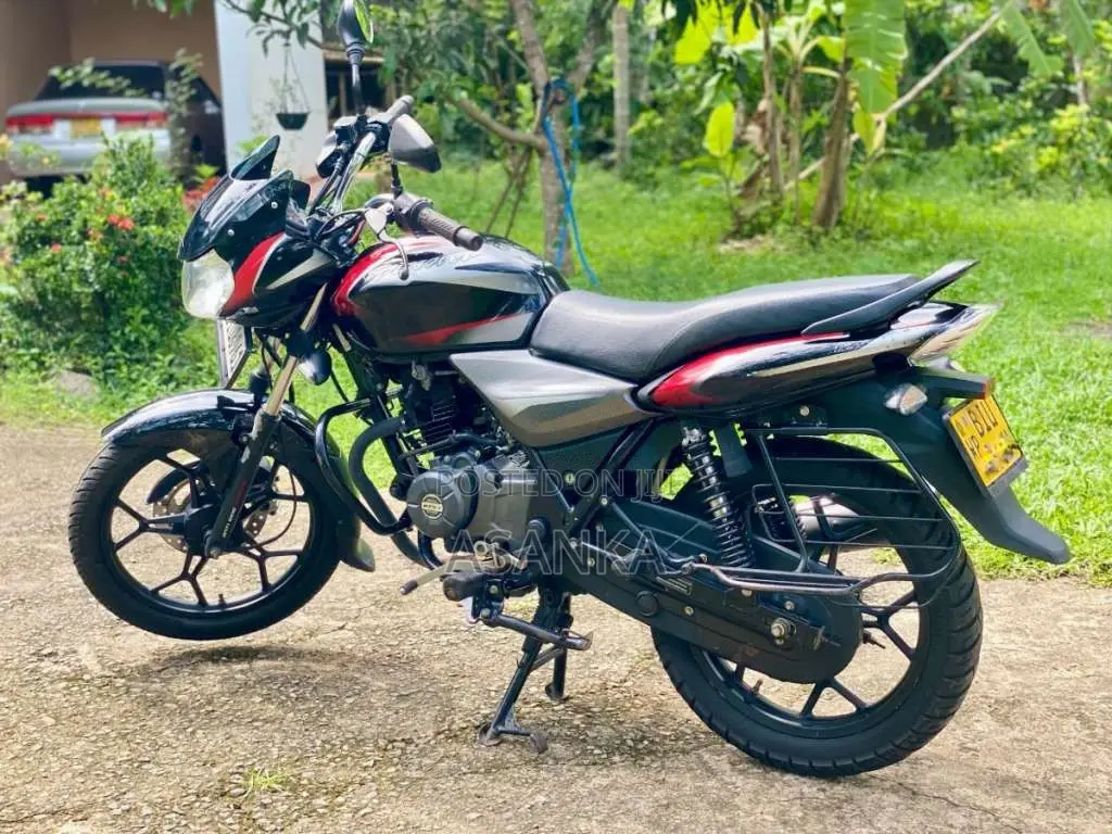 Bajaj Discover 125 2020 motorcycle (Used)