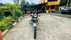 Bajaj Boxer 2005 Motorbike (Used)