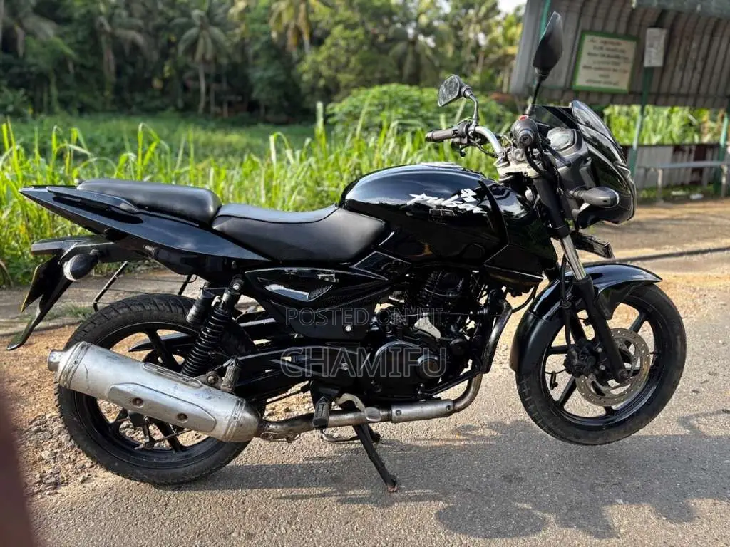 Bajaj Pulsar 200 2009 Motorbike (Used)