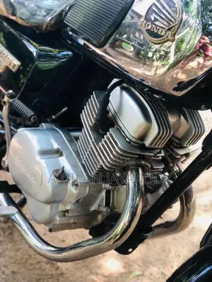 Honda Benly 2000 Motorbike (Used)