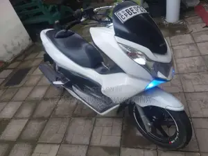 Honda Pcx 2015 Motorbike (Used)