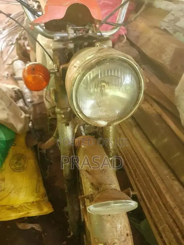 Honda CB 125 1995 Motorbike (Used)