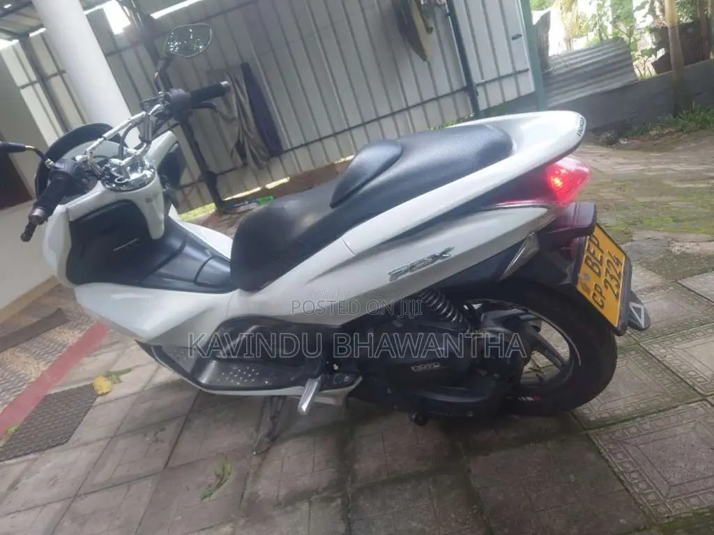 Honda Pcx 2015 Motorbike (Used)