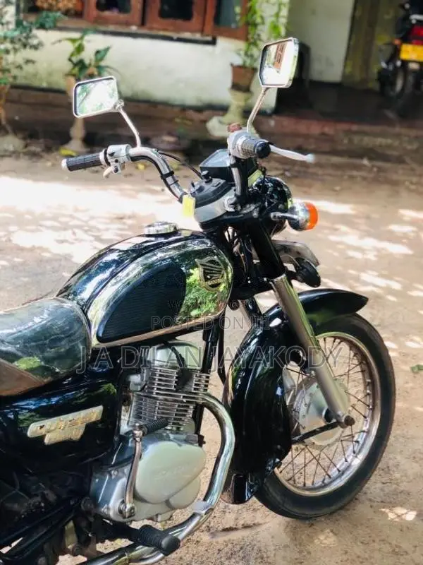 Honda Benly 2000 Motorbike (Used)