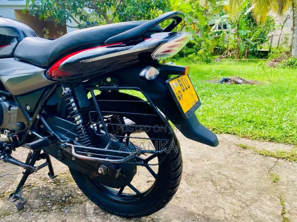 Bajaj Discover 125 2020 motorcycle (Used)