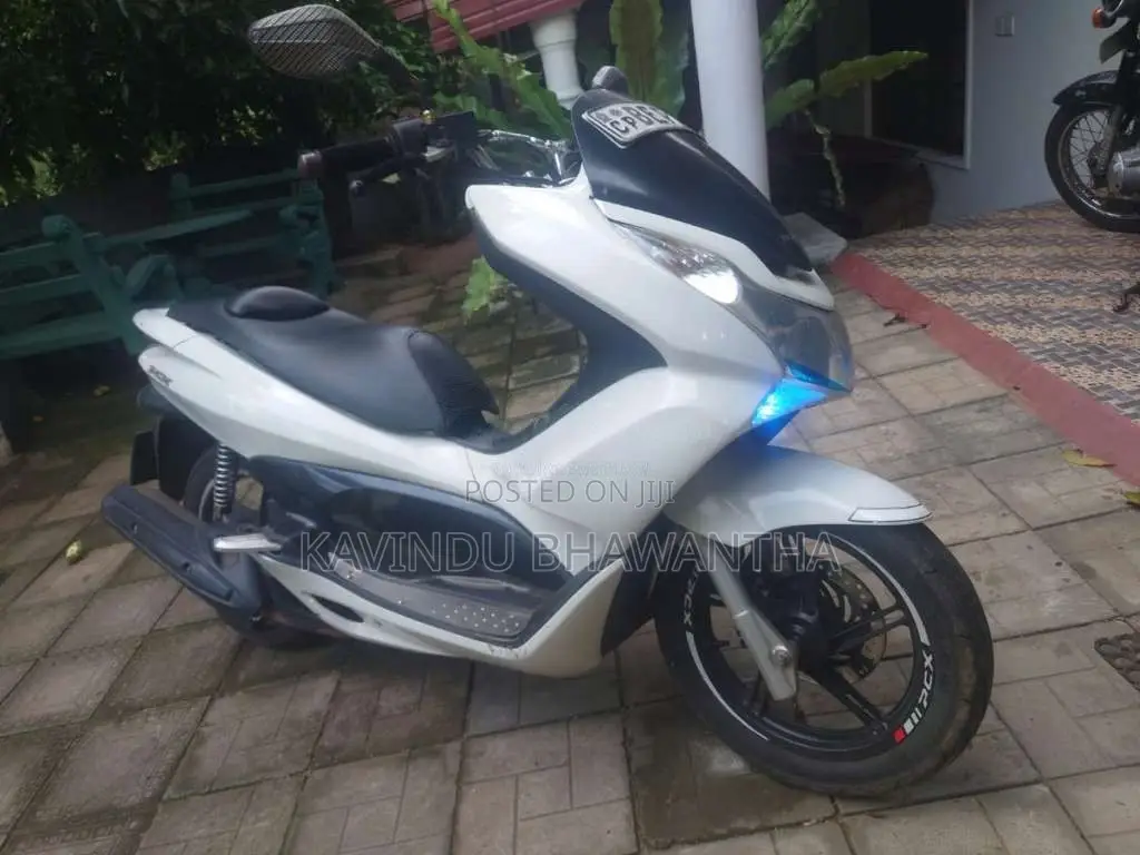 Honda Pcx 2015 Motorbike (Used)