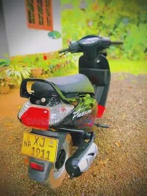 Hero Pleasure 2012 Motorbike (Used)