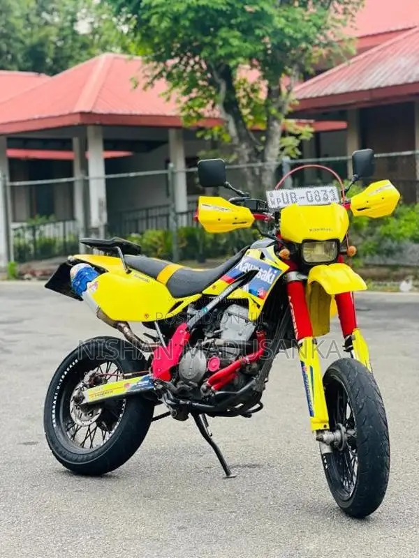 Kawasaki D Tracker 2002 Motorbike (Used)