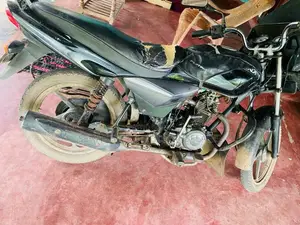 Bajaj CT-100 2014 Motorbike (Used)