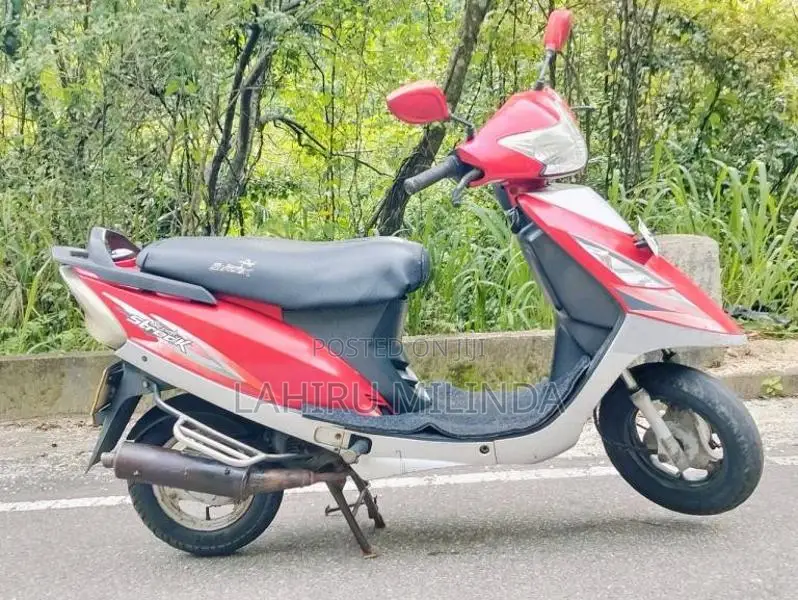TVS Scooty Streak 2010 Motorbike (Used)