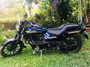 Bajaj Avenger 2017 Motorbike (Used)