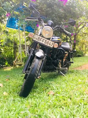 Bajaj Avenger 2017 Motorbike (Used)