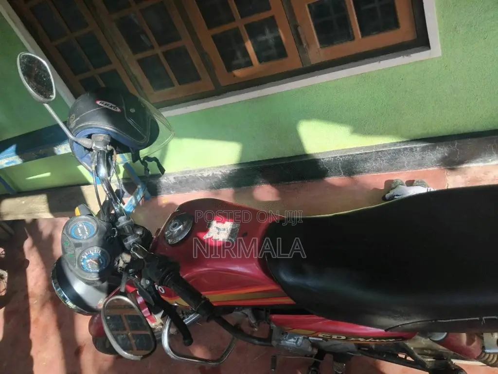 Hero Cd Deluxe 2017 Motorbike (Used)