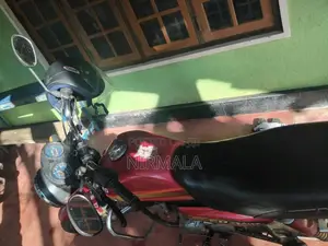 Hero Cd Deluxe 2017 Motorbike (Used)