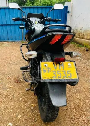 Bajaj Pulsar 150 2010 Motorbike (Used)