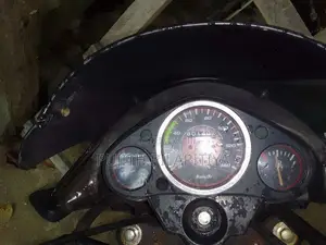 Hero-Honda Glamour 2010 Motorbike (Used)