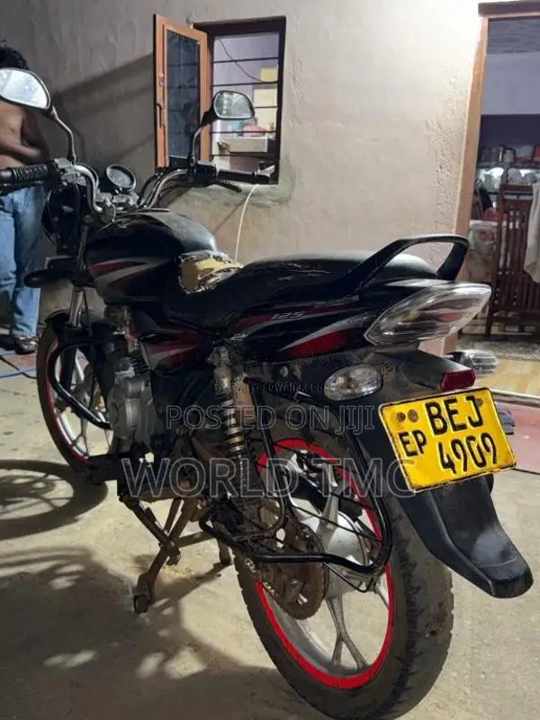 Bajaj Discover 125 2016 Motorbike (Used)
