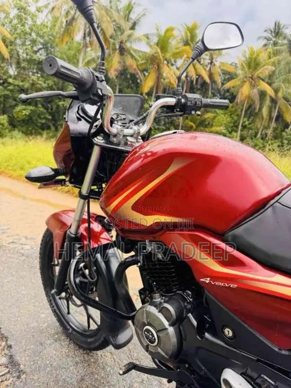 Bajaj Discover 125 2014 Motorbike (Used)