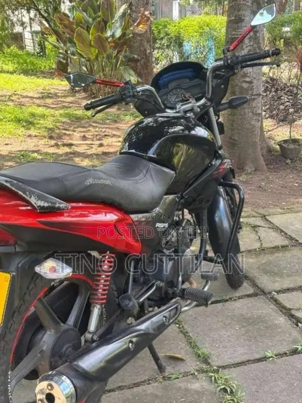 Hero-Honda Glamour 2011 Motorbike (Used)