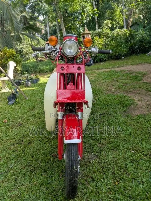 Honda MD 90 2000 Motorbike (Used)