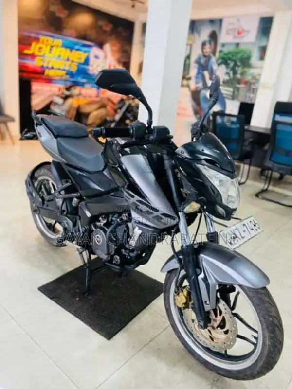 Bajaj Pulsar NS200 2012 Motorbike (Used)