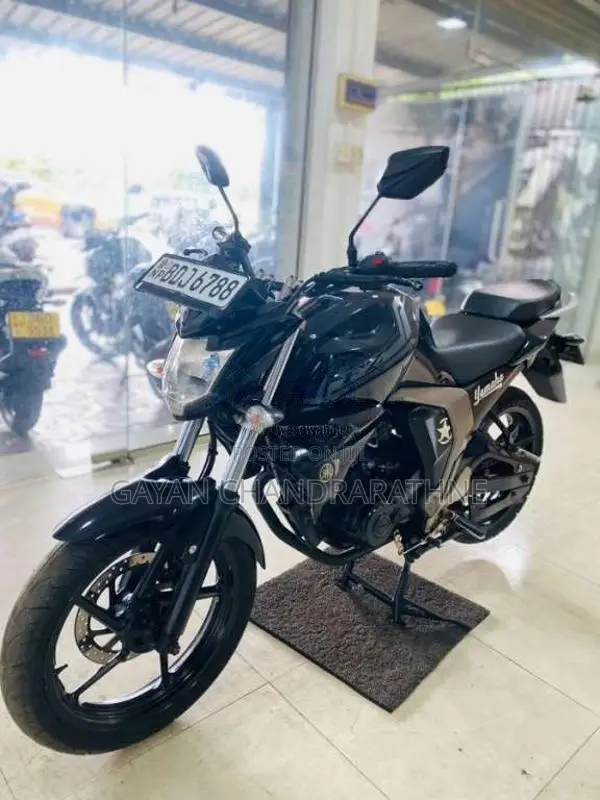 Yamaha FZ-S version 2.0 2015 Motorbike (Used)