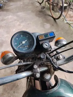 Honda CM 125 1997 motorcycle (Used)