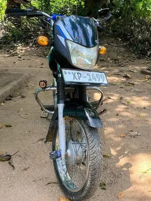Bajaj CT-100 2012 Motorbike (Used)