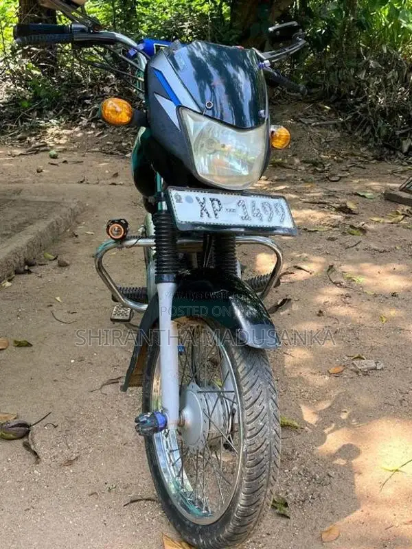 Bajaj CT-100 2012 Motorbike (Used)