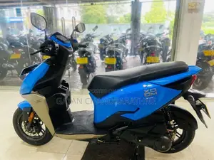 Hero Xoom 2025 Motorbike (Used)