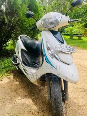 TVS Zest 2015 Motorbike (Used)