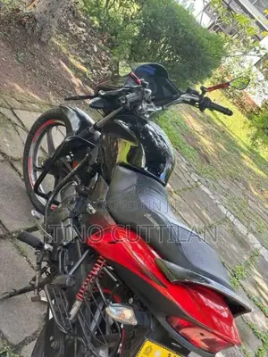 Hero-Honda Glamour 2011 Motorbike (Used)