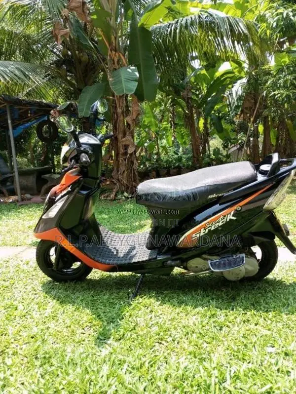TVS Scooty Streak 2012 Motorbike (Used)