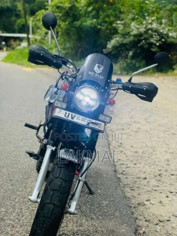 Yamaha TW Disk Model 2006 Motorbike (Used)