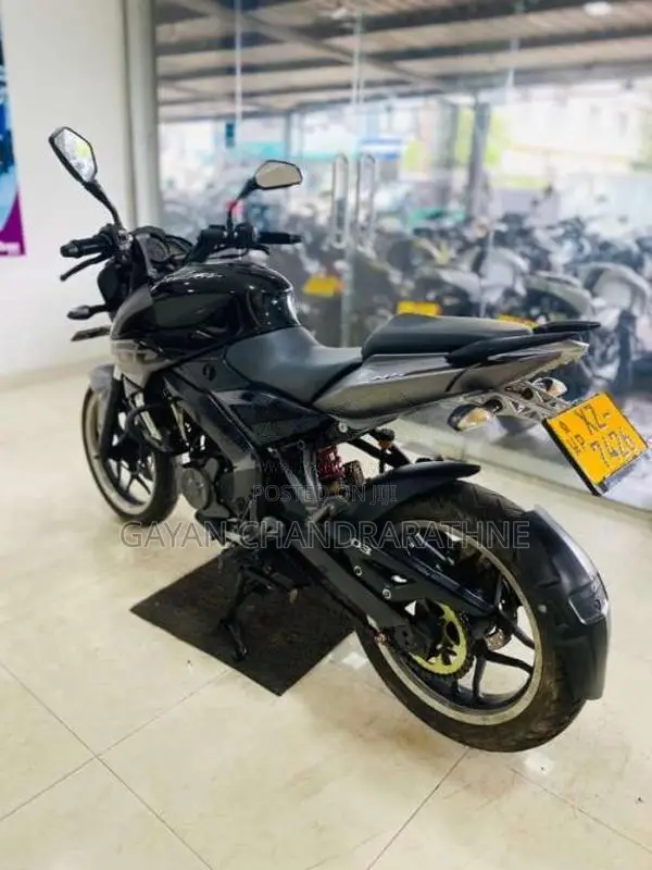 Bajaj Pulsar NS200 2012 Motorbike (Used)