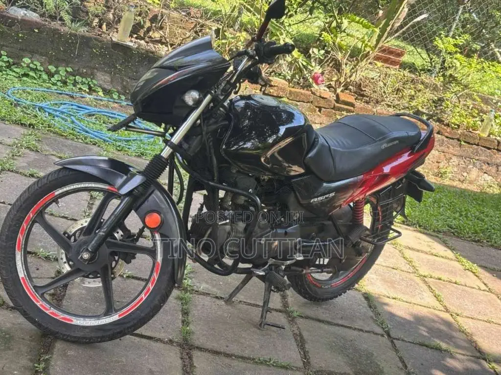 Hero-Honda Glamour 2011 Motorbike (Used)