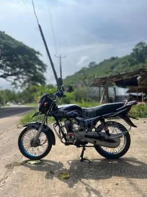 Bajaj CT-100 2017 Motorbike (Used)