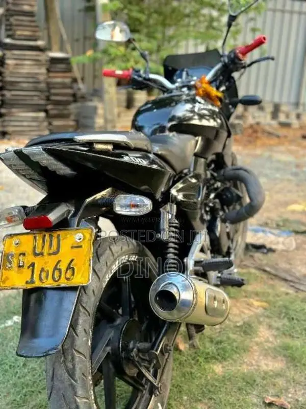 Bajaj Pulsar 200 2006 Motorbike (Used)
