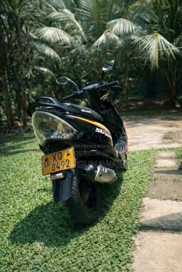 TVS Scooty Streak 2012 Motorbike (Used)