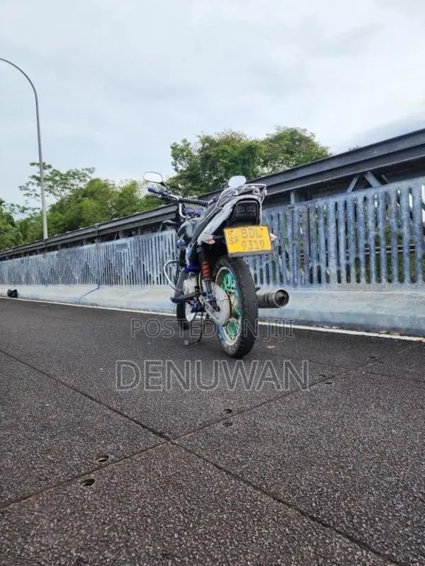 Bajaj CT-100 2016 Motorbike (Used)