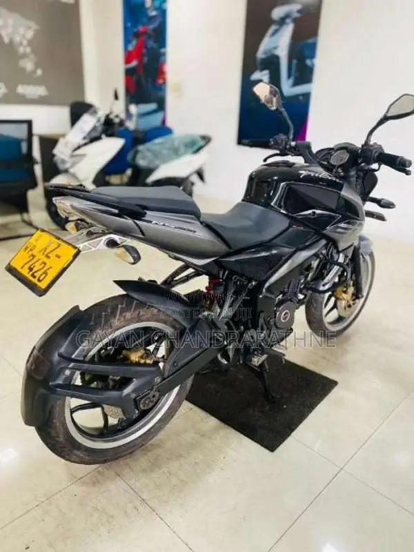 Bajaj Pulsar NS200 2012 Motorbike (Used)
