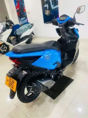 Hero Xoom 2025 Motorbike (Used)