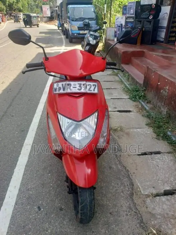Honda Dio 2010 Motorbike (Used)