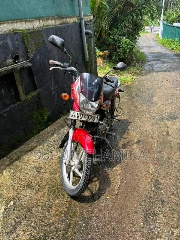 Bajaj Platina 2010 Motorbike (Used)