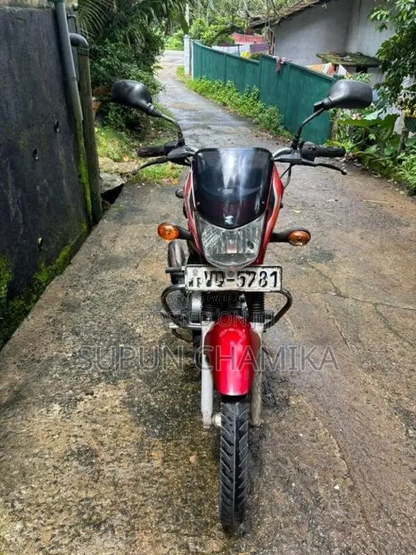 Bajaj Platina 2010 Motorbike (Used)