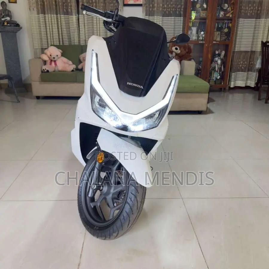 Honda Pcx 160 2025 Motorbike Brand New